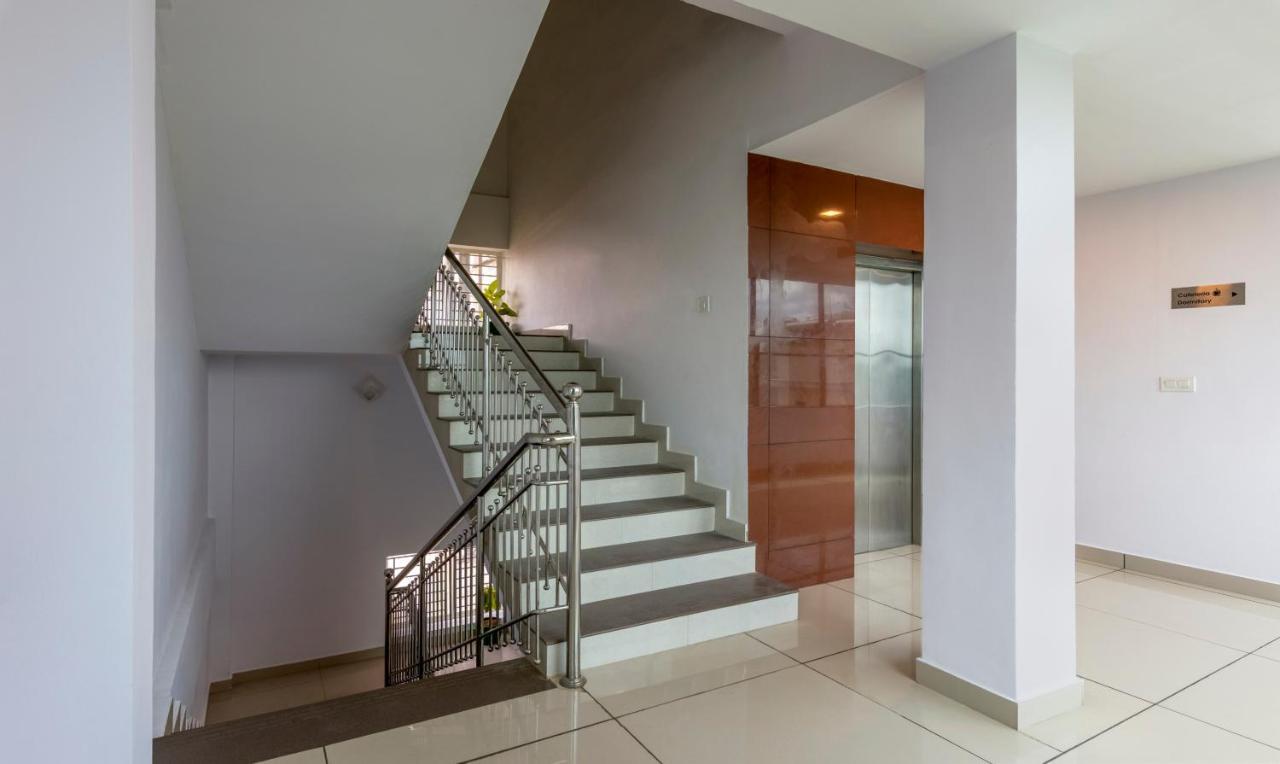 Treebo Trend Airport Avenue Plaza Cochin Airport Ξενοδοχείο Kochi Εξωτερικό φωτογραφία