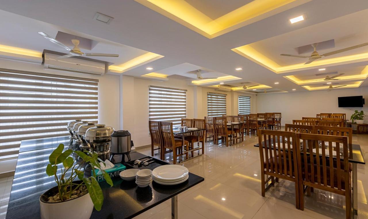 Treebo Trend Airport Avenue Plaza Cochin Airport Ξενοδοχείο Kochi Εξωτερικό φωτογραφία